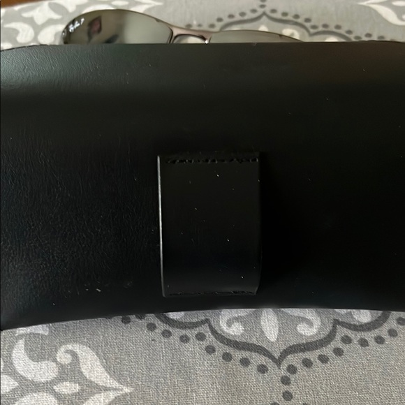 Ray-Ban Black Sunglasses with Case - Picture 2 of 4
